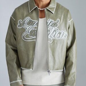 Size S green Boohoo Jacket barley used.